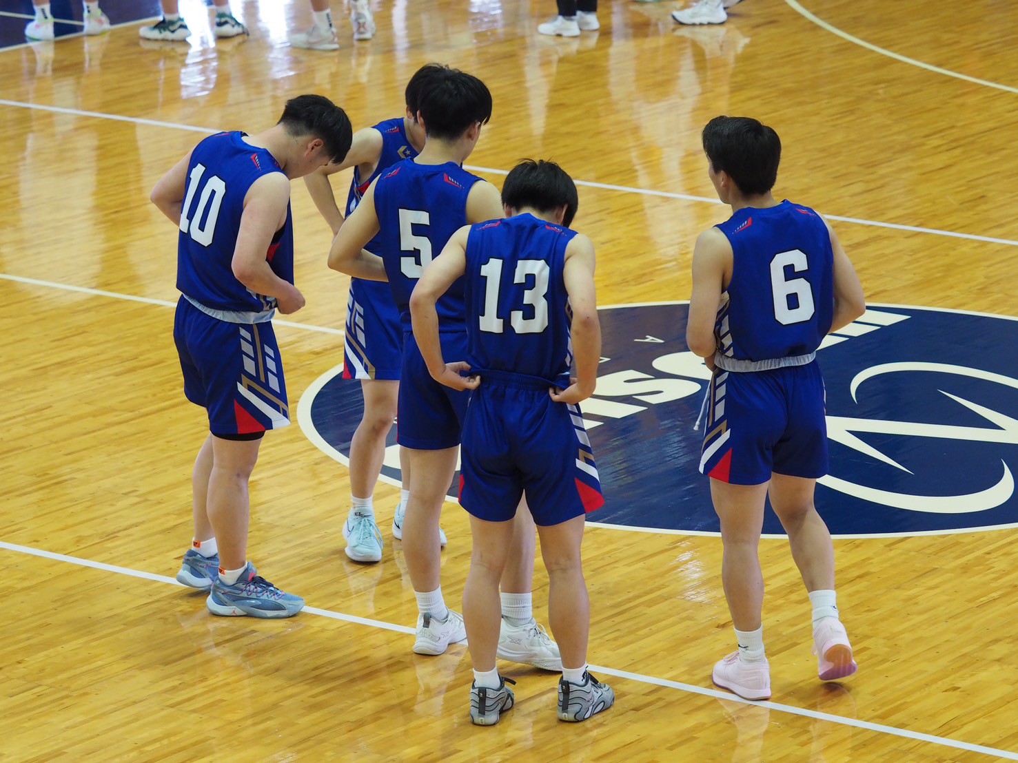 19A6D6F0-BE8B-4855-A0F3-7007BC17ACF2